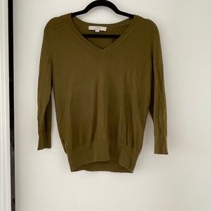 Green Sweater Vneck 3/4 Sleeve